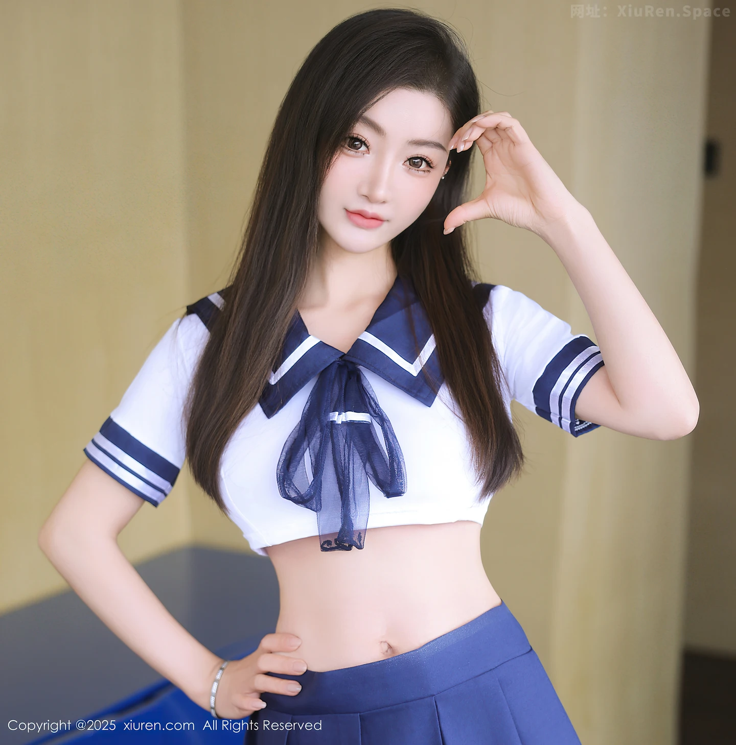 图片[3]-[XiuRen秀人网] VOL.10298 模特Annie baby性感JK制服露白色内衣秀凹凸身材撩人诱惑写真60P-秀人网官方网站